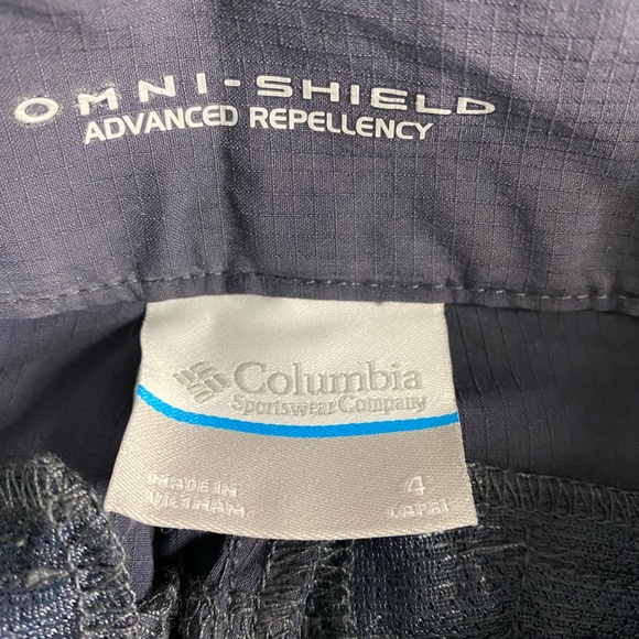 Silver Ridge Stretch Capri Women’s - Picture 3 of 5